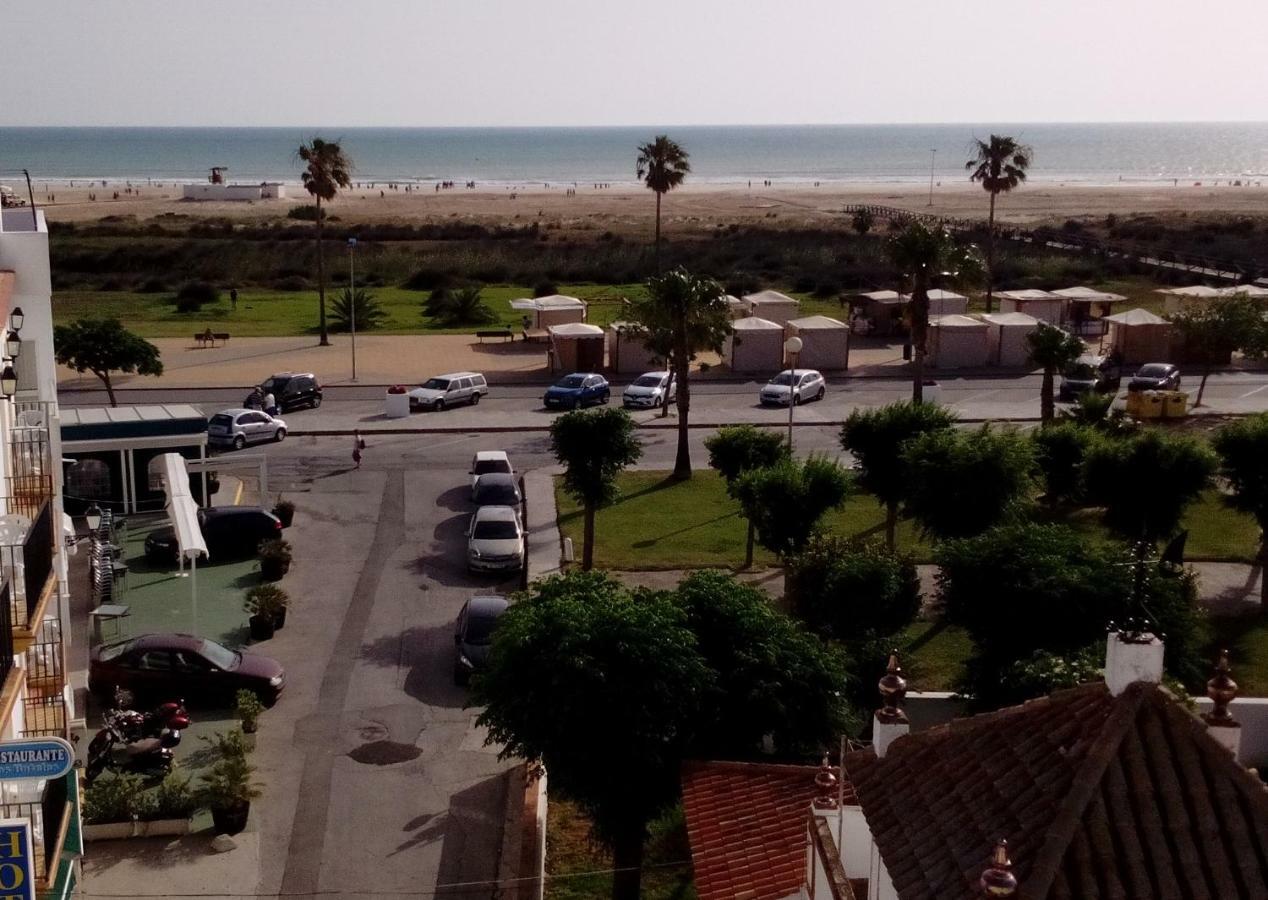Piso Playa Los Bateles Conil Apartment Conil De La Frontera Exterior photo